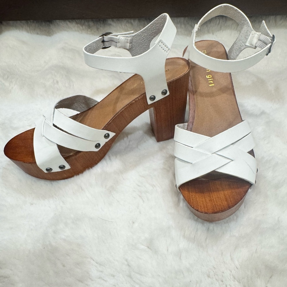 Madden Girl White Cross-Strap Sandals - Picture 5 of 7